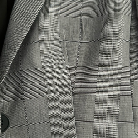 Express Blazer - Black and White - one button - Picture 5 of 5